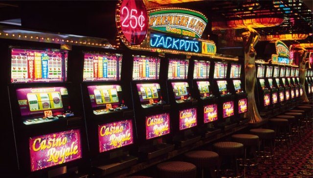 Бесплатные игровые автоматы в казино Sloti-azart