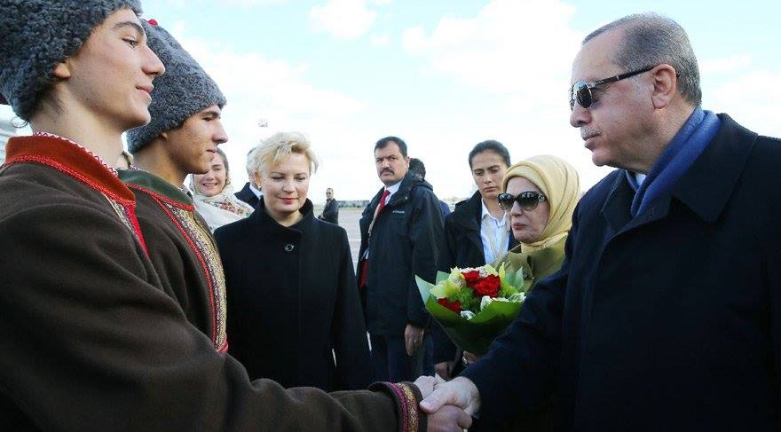 Рядом с Эрдоганом в Киеве внезапно рассмотрели Максакову. ФОТО