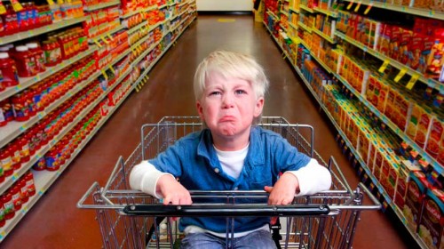 Ваш ребенок разбил товар в магазине: нужно ли за это платить?