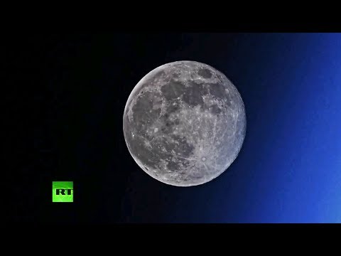 Российский космонавт опубликовал видео "лунного заката"