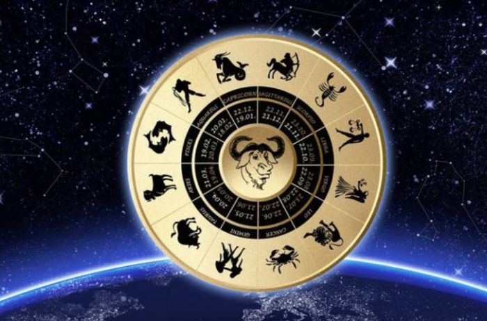 Водолеям день принесет неожиданные повороты: гороскоп на 31 июля