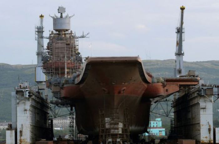 Затонул самый большой плавучий док в России