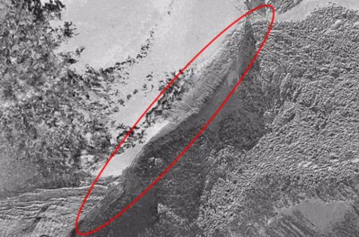 Частный спутник засек странный объект в горах Турции