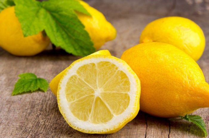 Фейк родом из 70-х. Супрун развенчала миф о лимоне и витамине С