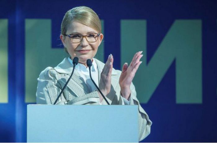 Тимошенко ни с того, ни с сего впала в истерику и сделала заявление