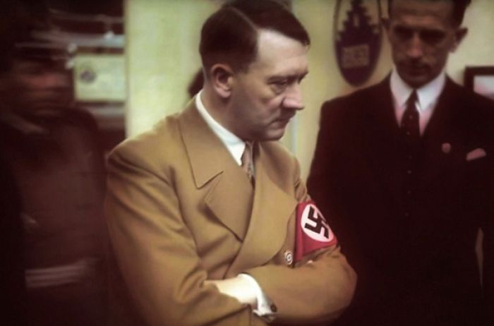 Гитлер выжил: новые данные о послевоенной жизни фюрера