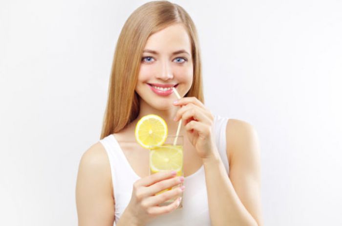 Не только при простуде: свойства лимона, о которых мало кто знает