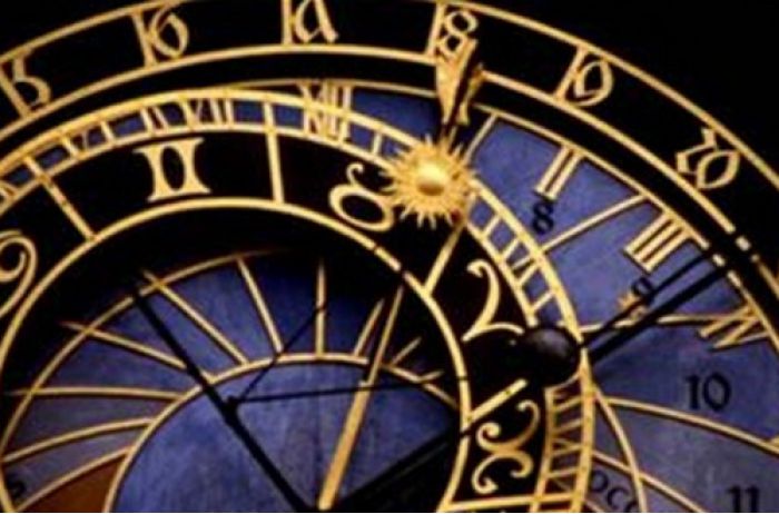 Овнов ждет повышение, а Раки увидят вещий сон: гороскоп на 8 января всех знаков Зодиака