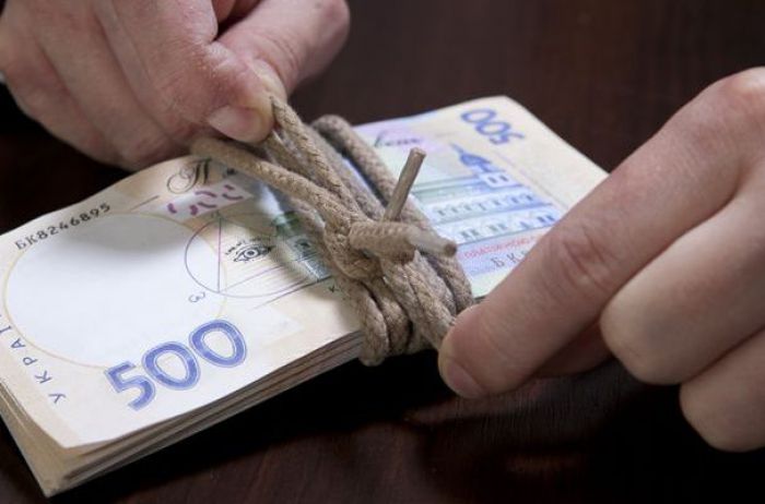 В Раде придумали новые штрафы для украинцев: кому еще залезут в карман