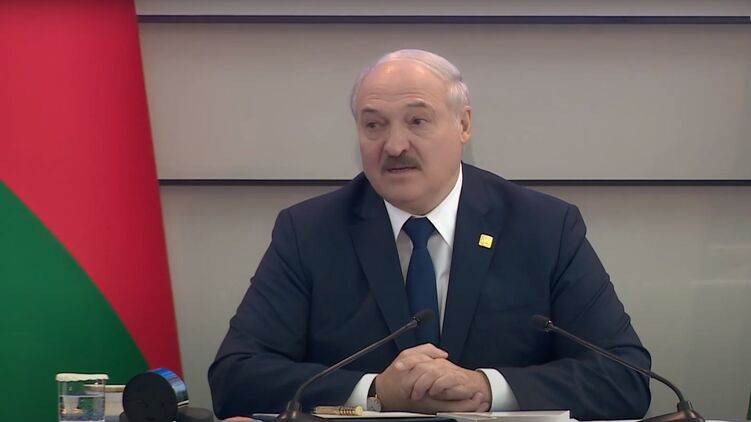 Лукашенко передал сыну полномочия президента