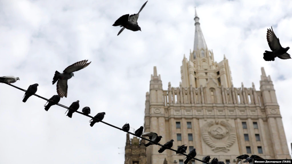 «Кремль повышает ставки»: о чем говорят взаимные высылки дипломатов России и Украины